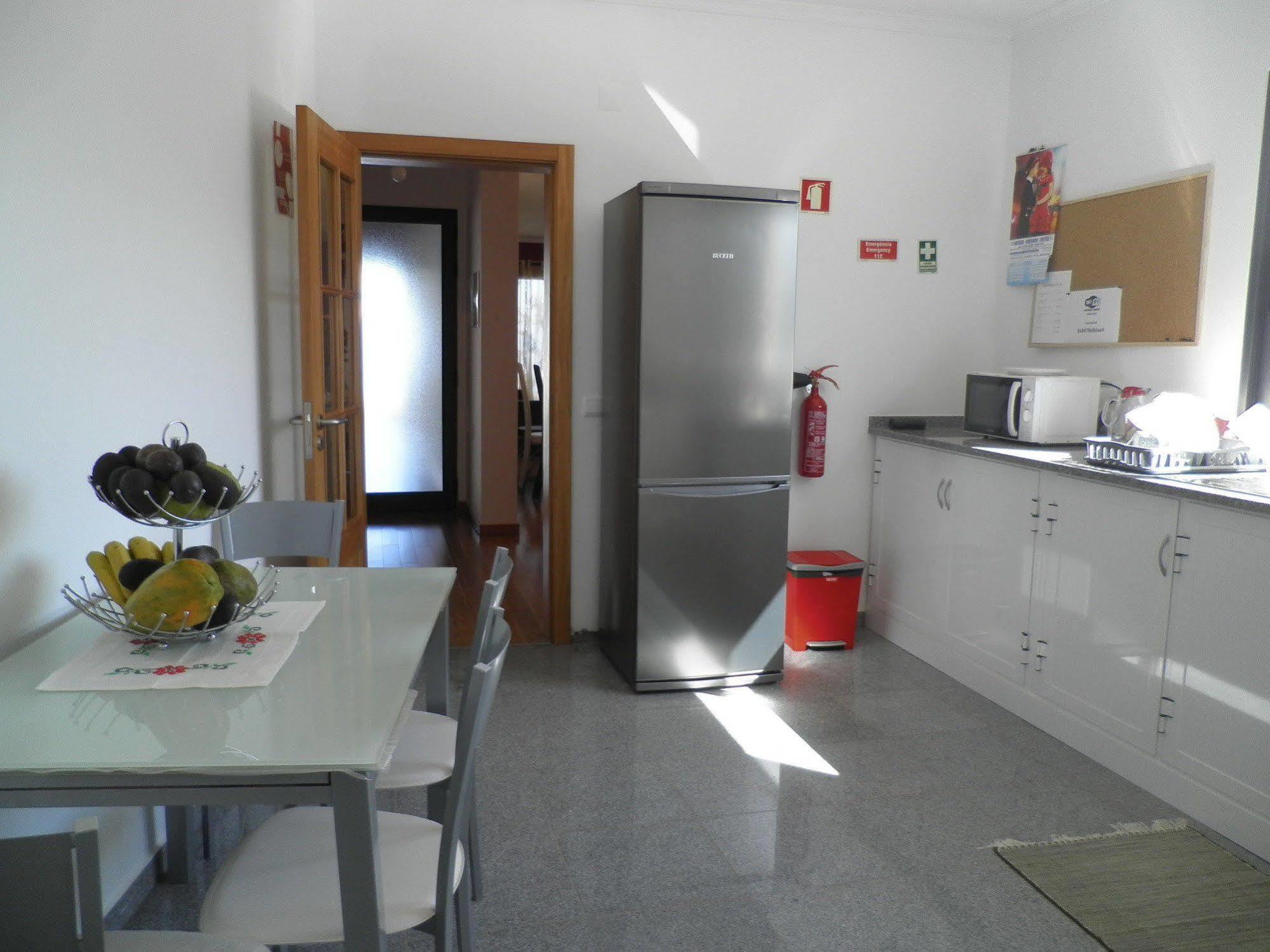 Villa Luz - Family House Vacations- Large Private Outdoor Area サンタ・クルーズ エクステリア 写真