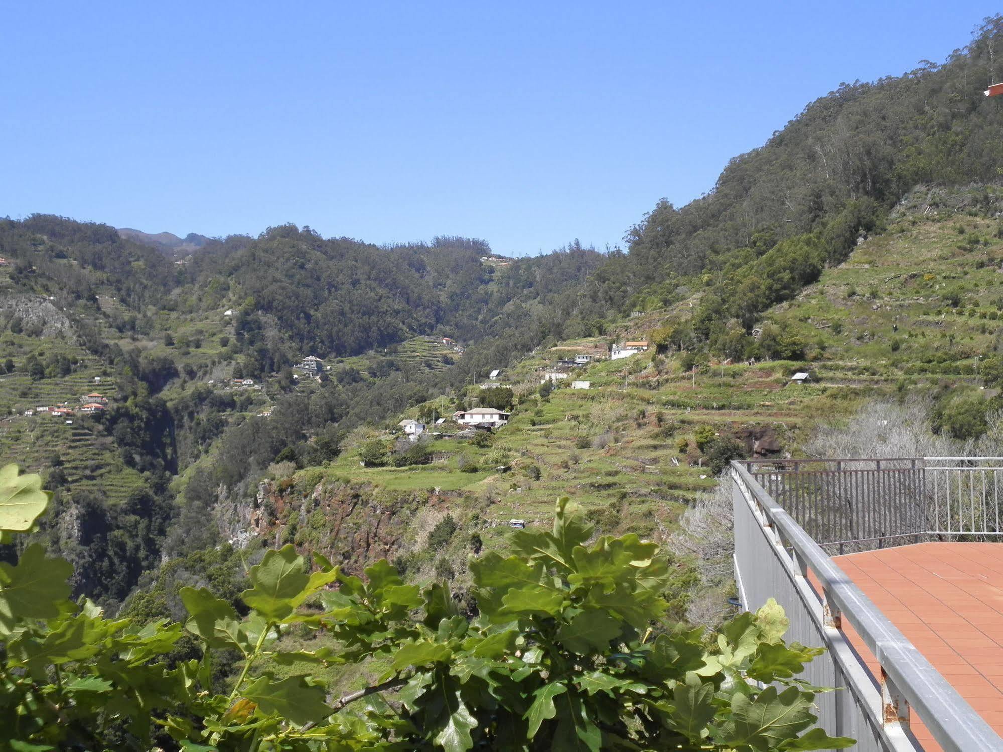 Villa Luz - Family House Vacations- Large Private Outdoor Area サンタ・クルーズ エクステリア 写真