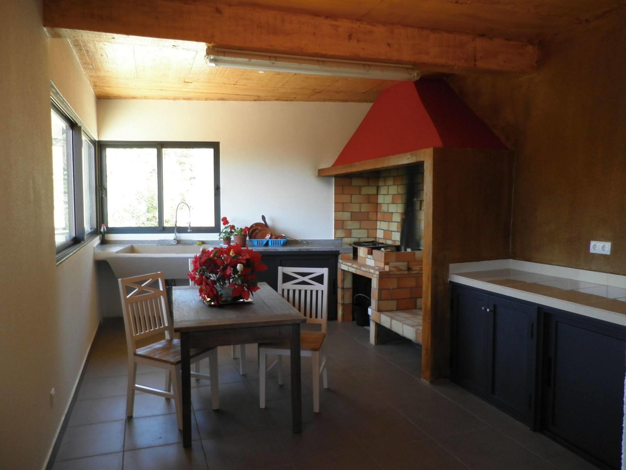Villa Luz - Family House Vacations- Large Private Outdoor Area サンタ・クルーズ エクステリア 写真